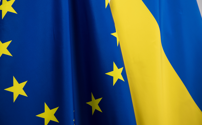 Solidarietà dell’UE con l’Ucraina: la Commissione propone di prorogare la protezione temporanea per le persone in fuga dall’Ucraina fino a marzo 2025