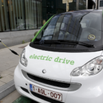 Inchiesta conclude che le catene del valore dei veicoli elettrici a batteria in Cina beneficiano di sovvenzioni sleali