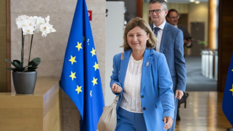 Dichiarazione della Vicepresidente Jourová e dei Commissari Reynders e Dalli in occasione della Giornata europea di commemorazione delle vittime di tutti i regimi totali