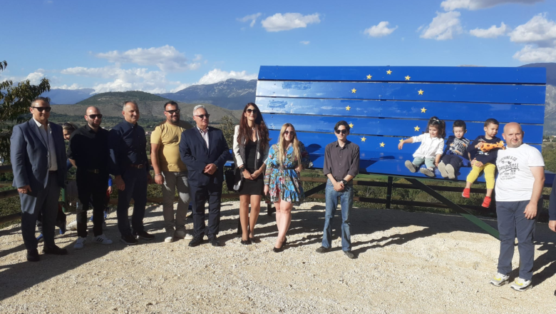 Inaugurazione della Prima Panchina Europea Gigante a Bugnara